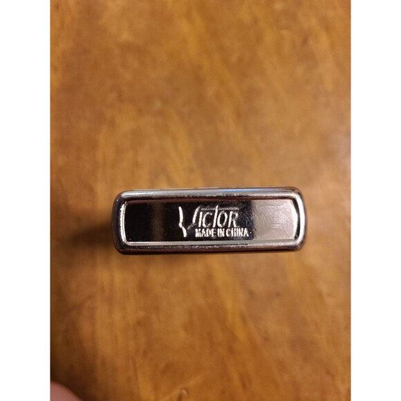 Vintage Victor John Wayne Lighter - Picture 3 of 3